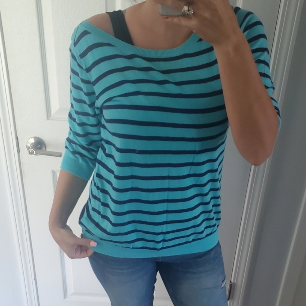 OLD NAVY STRIPED CREW SWEATER 💕 - Picture 7 of 9